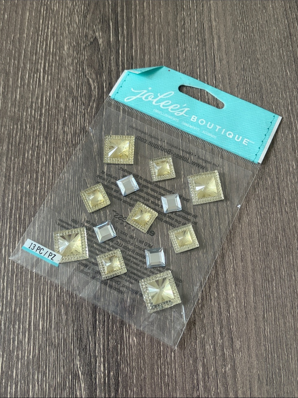 ❤️$6 NWT Jolee's Boutique Pyramid Gem Diamond